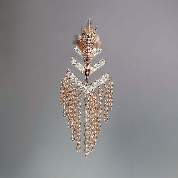 FRINGED SPEAR STUD WITH WHITE DIAMONDS